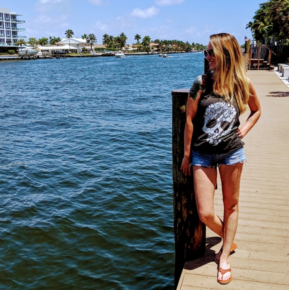 Meet your Posher, Michelle - Picture 1 of 5